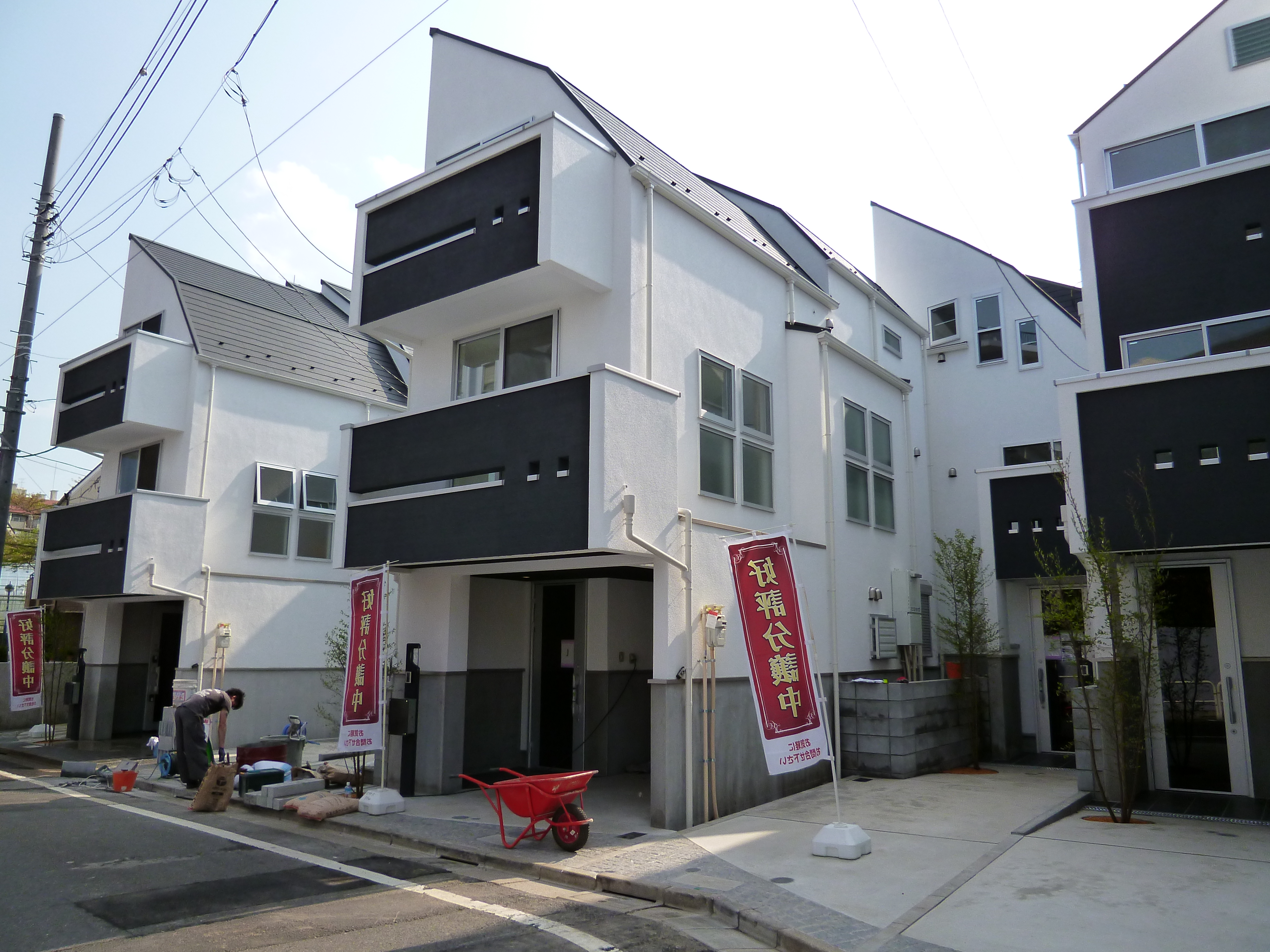 ◎イト‐ピアホーム施工
◎食洗機付
◎床暖房付
◎完成販売会開催中
◎残り５棟